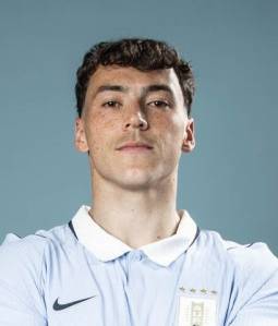 Federico Vi�as
